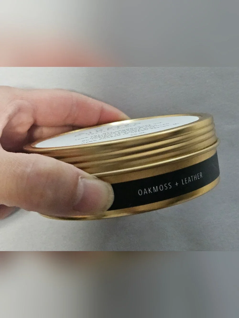Simply Curated 3.5 Oz Travel Candle Oakmoss and Leather Scent - New